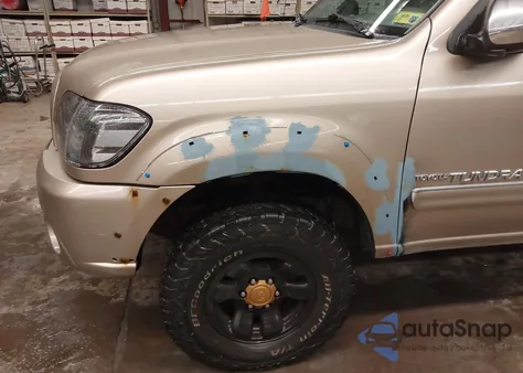 2005 Toyota Tundra Sr5 V8 z USA, uszkodzony, nr VIN 5TBDT44175S466556